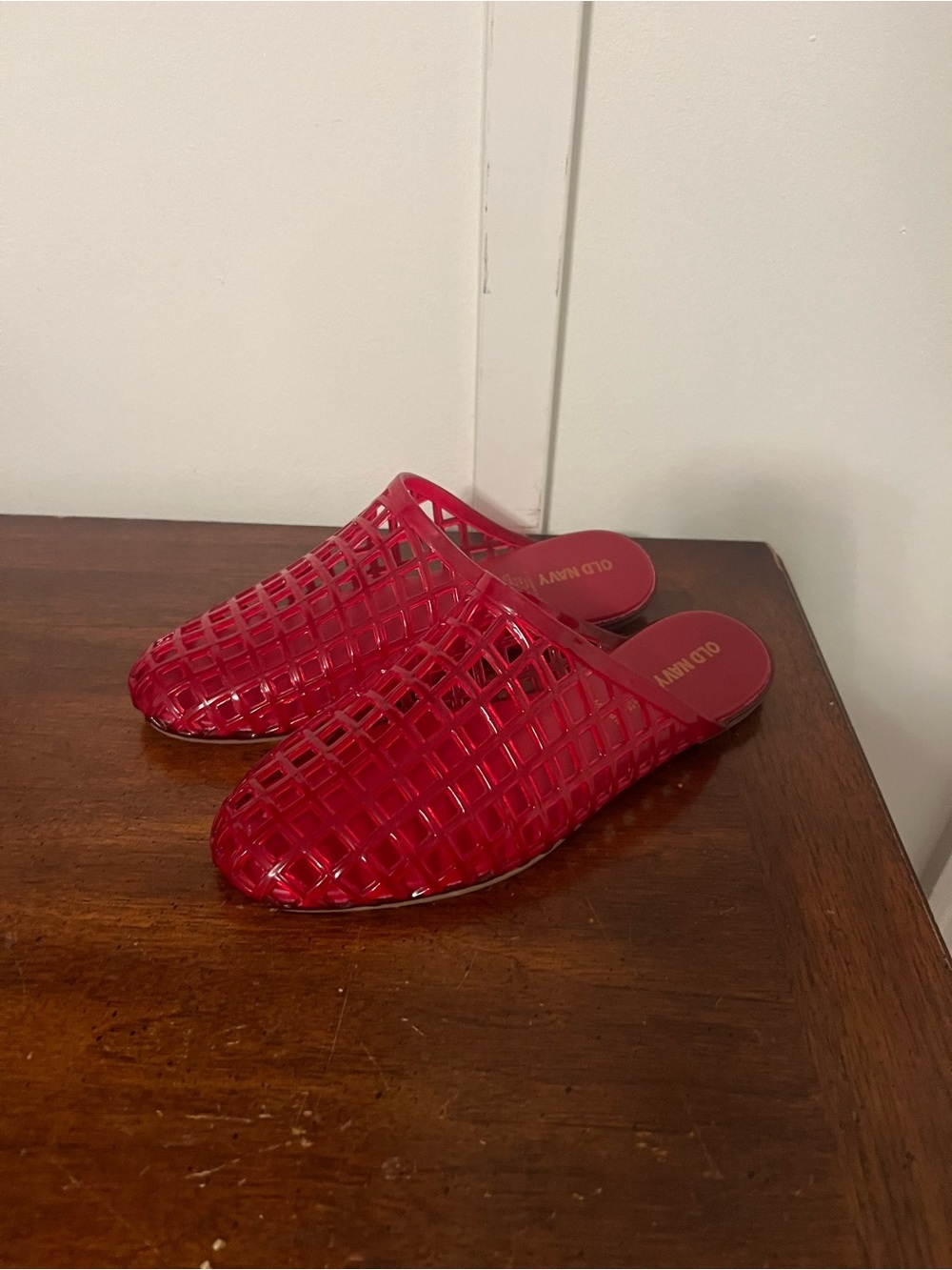 Red Women’s Slip-On Jelly Mules size 7